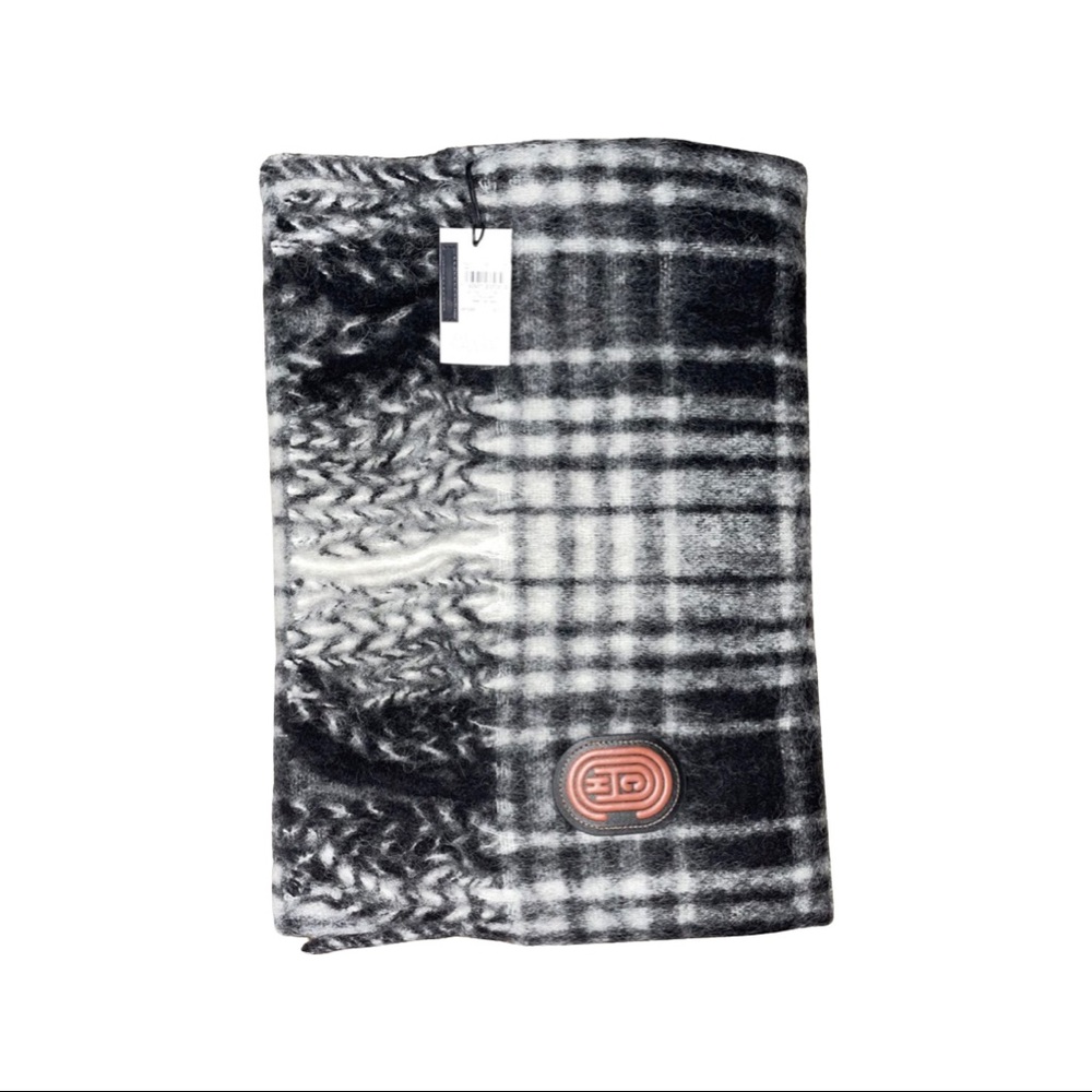NWT COACH black/white plaid scarf